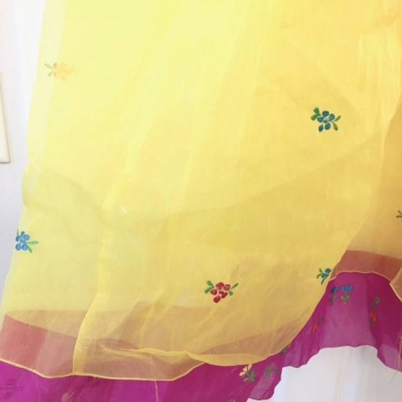 KOREAN TRADITIONAL DRESS Pink Yellow (3 Piece) Hanbok - Picture 12 of 16